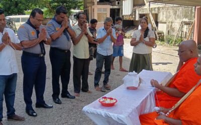 පොසොන් තොරණ වෙනුවෙන් කප් සිටුවීමේ චාරිත්‍රය සිදුකෙරේ…….