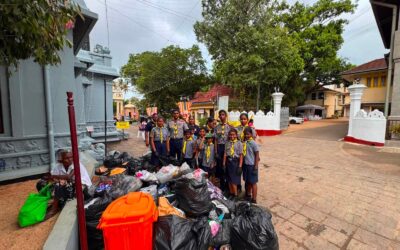 බෙල්ලන්විල පෙරහැරෙන් පසු මංමාවත් පිරිසිදු කල බෙල්ලන්විල බාලදක්ෂයෝ….